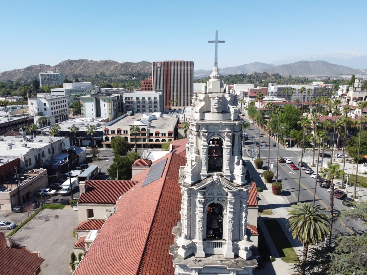 Sell my house fast in Riverside, CA